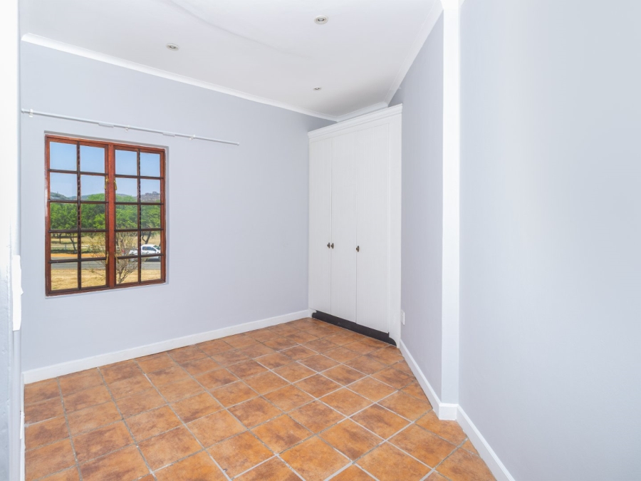 To Let 3 Bedroom Property for Rent in Landsmeer Residential Estate North West